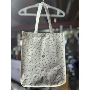 lululemon shopping bag x 3 white large